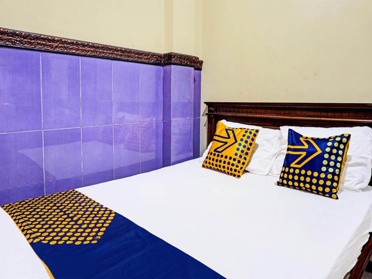 Hotel Spot On 1870 Graha Batu Mulia Zewnętrze zdjęcie